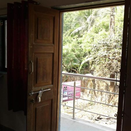 Hotel Kalpavruksha Alībāg Exterior photo